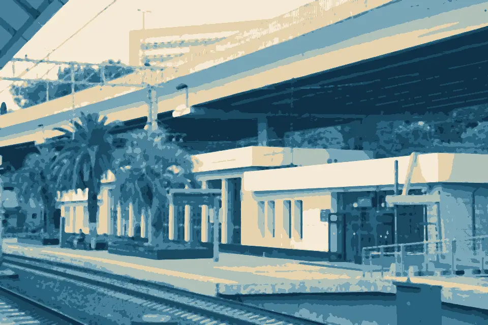 Bukhta Khosta: Железнодорожный вокзал в Хосте Khosta railway station (48607946507)