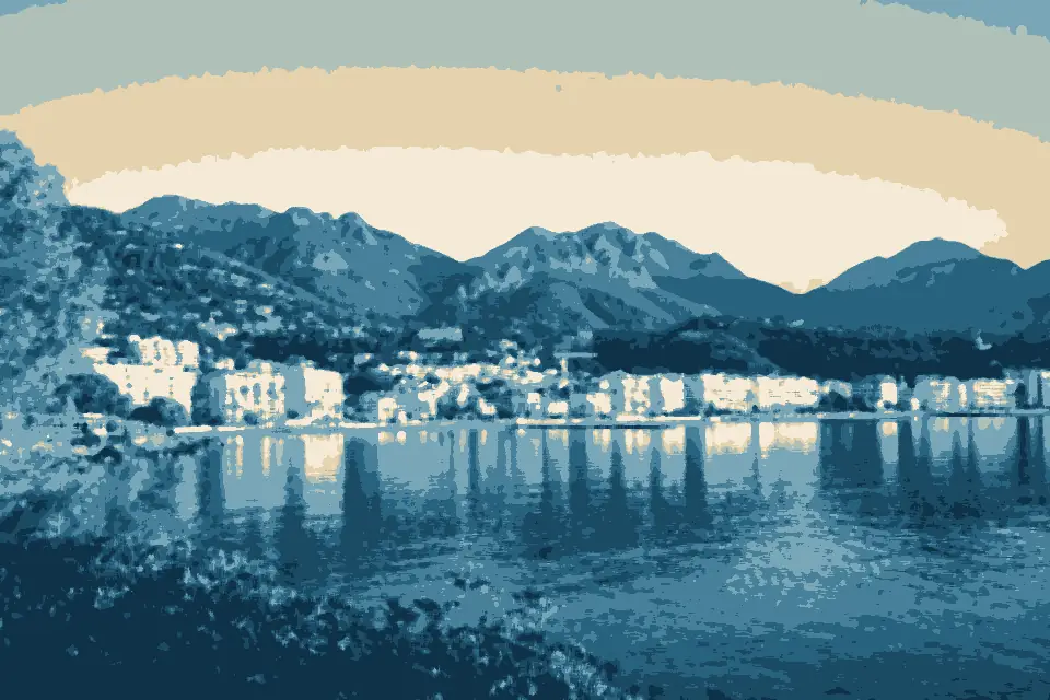Cap Martin: Bay Promenade Roquebrune Cap Martin Sep23 A7C 06454