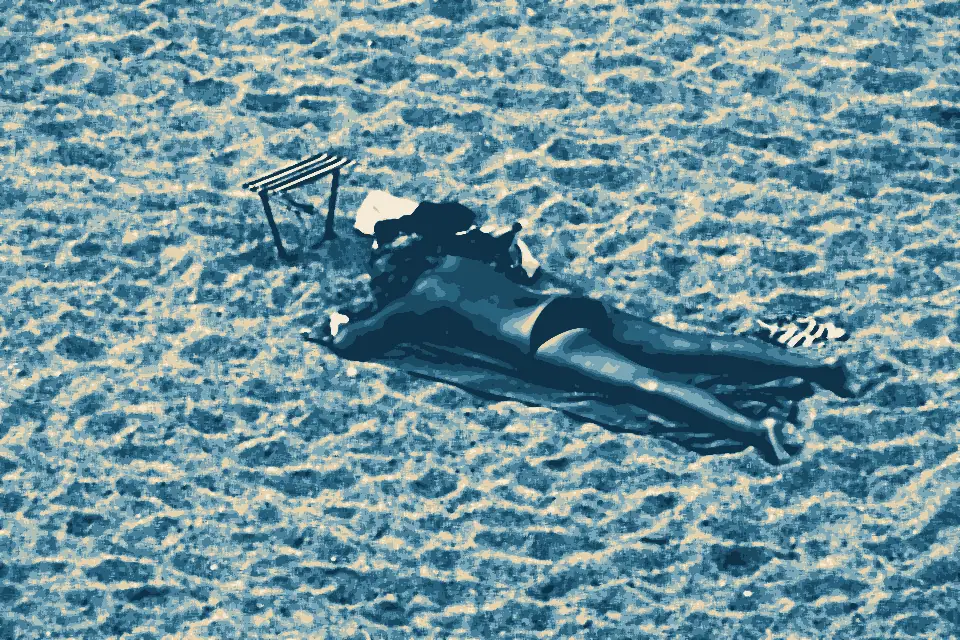 Grande Plage: France-001922B - Tanning (15554036858)