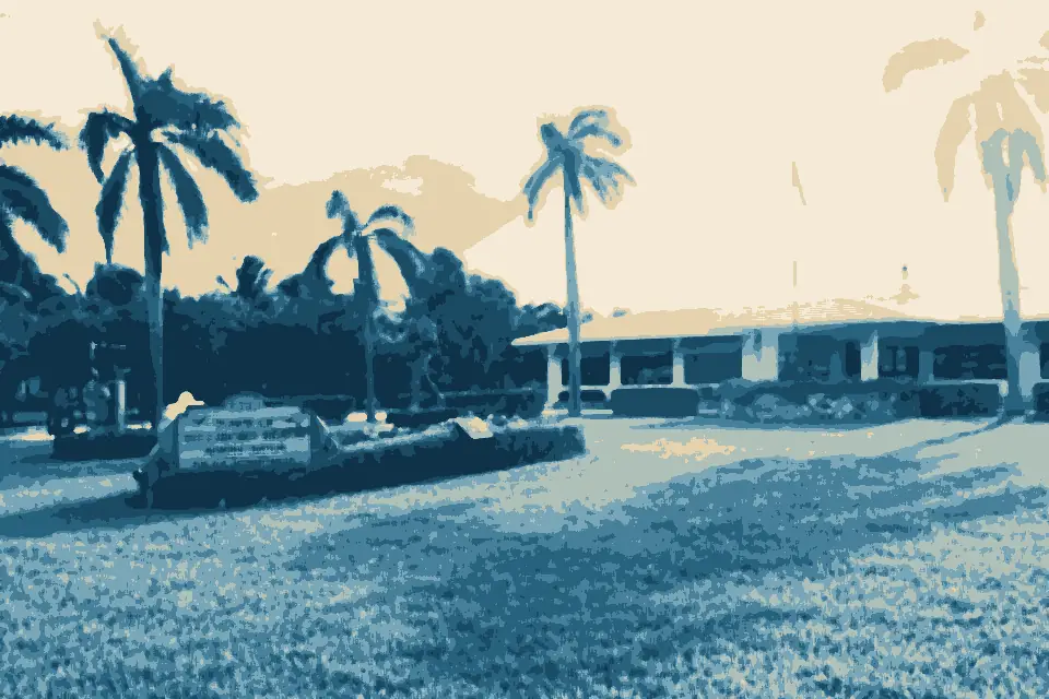 Hillsboro Beach: Hillsboro Beach, FL Administration and Police Building