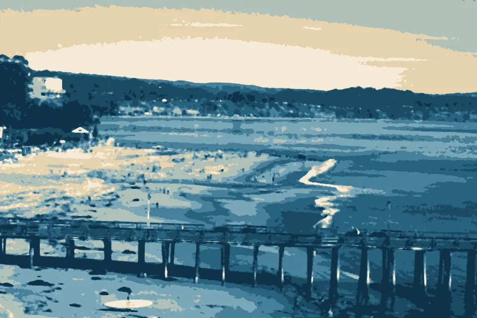 Hooper Beach: USA-Capitola-Beach