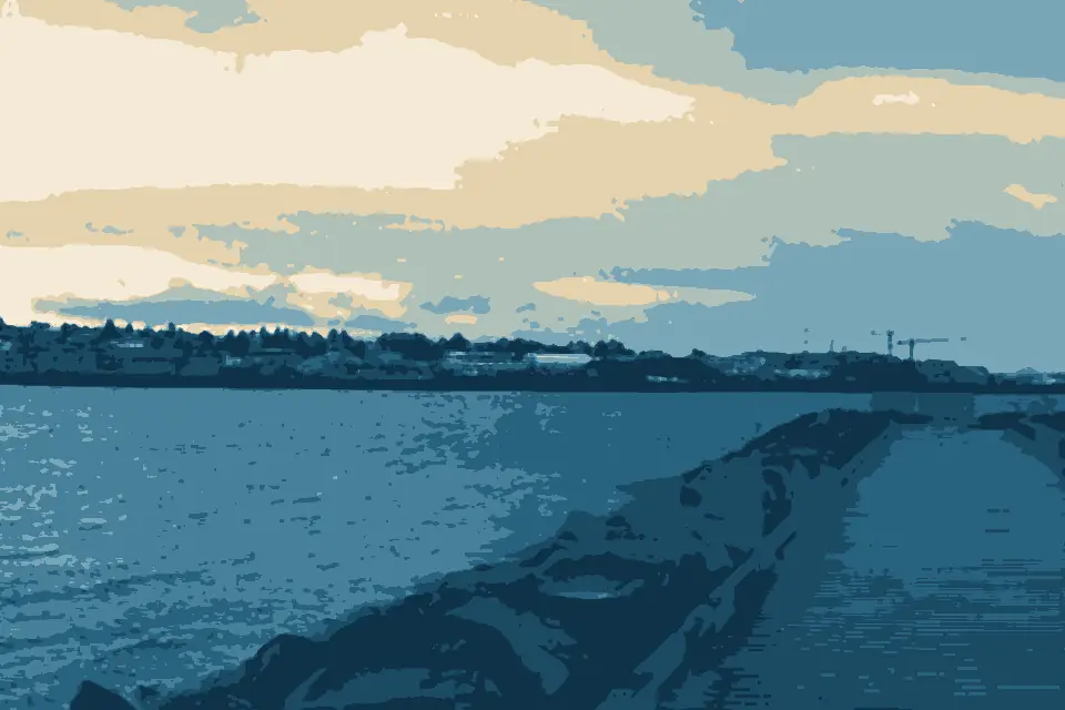 Nauthólsvík: Panoramic view from pier near Nauthólsvík beach, Reykjavík, July 2019