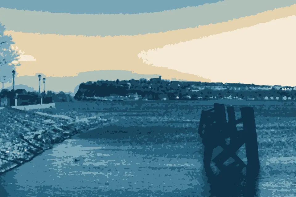 Penarth Head: View of Penarth Head from Cardiff Bay