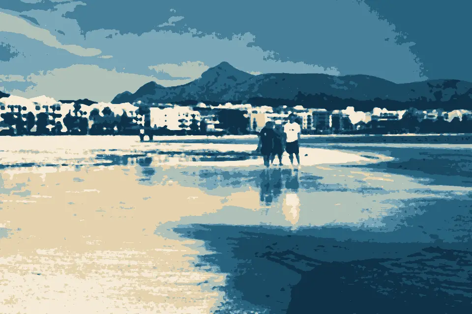 Platja de Alcudia: Alcudia beach - panoramio